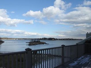 41 Turtle Bay Dr, Branford, CT 06405