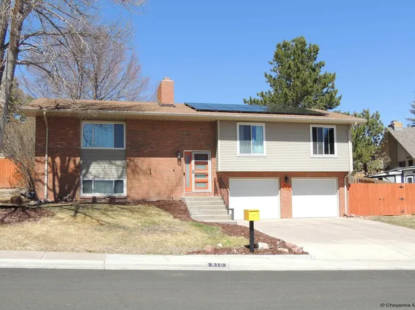 910 Ponderosa Rd, Cheyenne, WY 82009