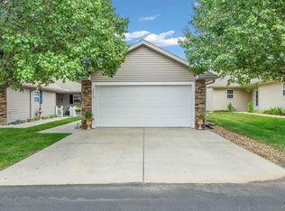 5506 SW Cantabella St, Topeka, KS 66614