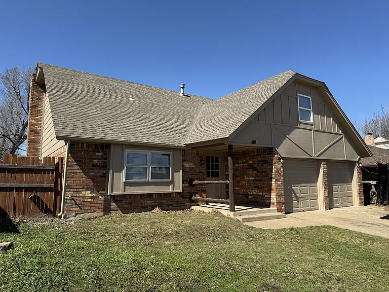 401 S Morgan Dr — Photo 1