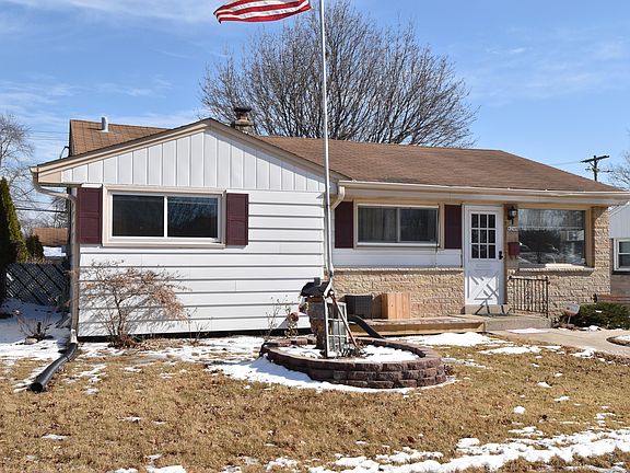 4th image of this home