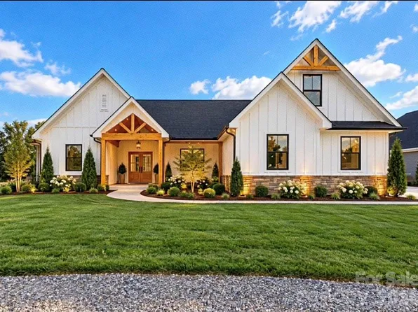 17834 Brattain Rd, Indian Trail, NC 28079
