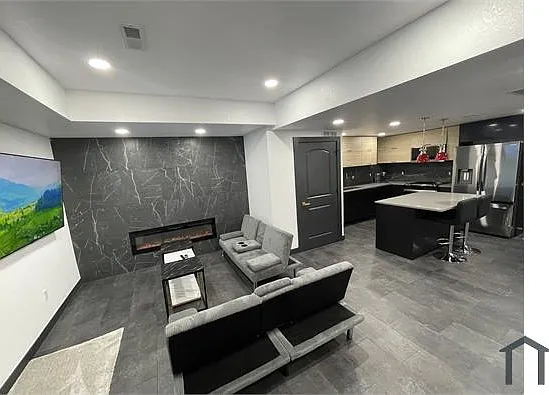 9530 Byers Peak St #1 — Photo 19