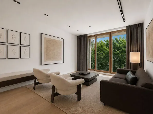 636 Lorimer St Floor 3, Brooklyn, NY 11211