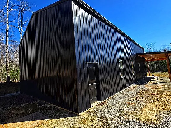 730 Arnolds Way — exterior photo