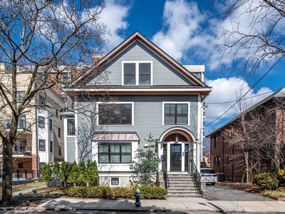59 Auburn St #2, Brookline, MA, 02446
