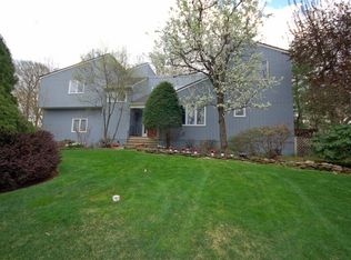 3 Oak Fern Dr, Warren, NJ 07059