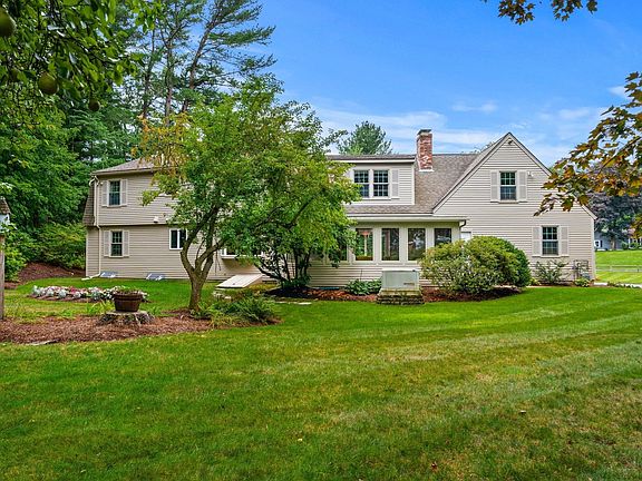 3rd image of 1 Homestead Cir