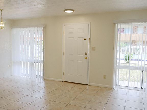 4th image of 1217 Park Ave #20