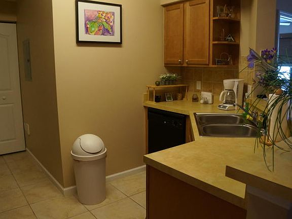 3rd image of 7303 Myrtlewood Cir W