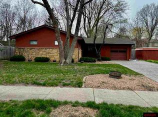 1316 S Washington Ave, Saint Peter, MN 56082