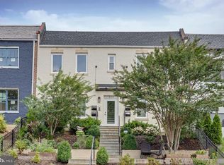 220 T St NE #2, Washington, DC 20002