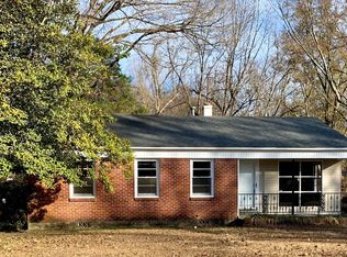 1914 Davis Cir, Memphis, TN 38128