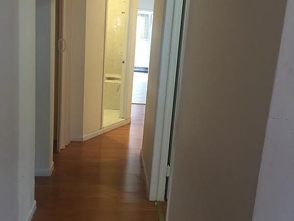 5th image of 9531 112th St