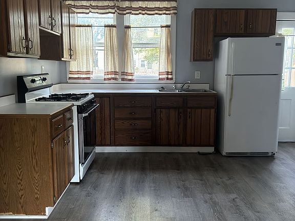 5th image of 1718 W 15th St