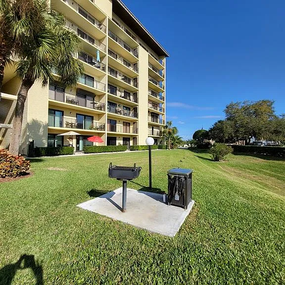 650 Island Way #408 — Photo 24