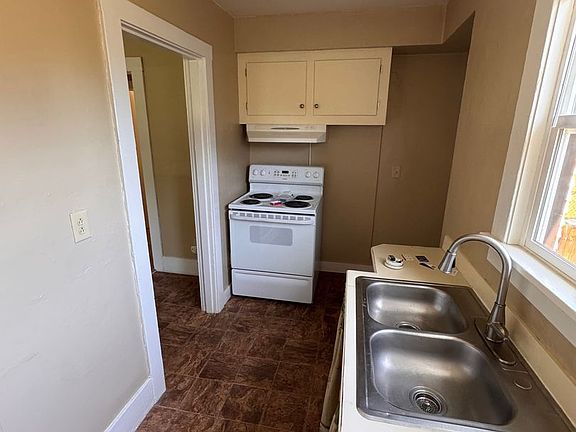 3rd image of 1336 Elizabeth Ave