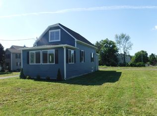 154 Haswell Rd, Latham, NY 12110