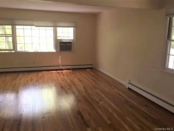 2 bed, 1.0 bath, $2,600 — Photo 4