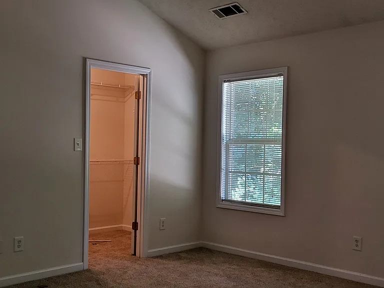 613 Mattie Farm Pl — Photo 5
