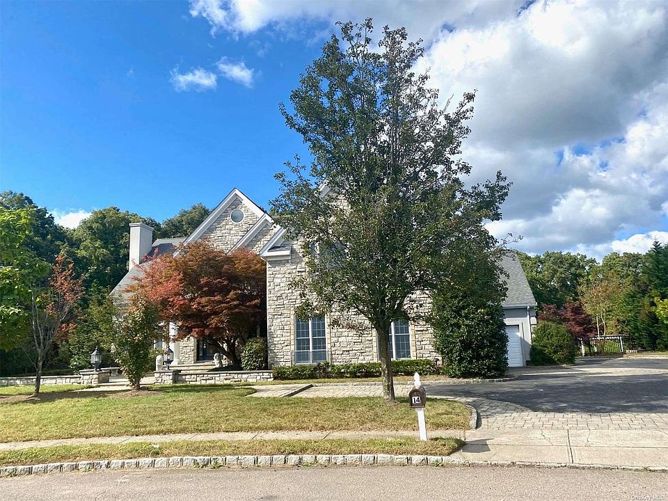 2nd image of 14 Turnberry Ct