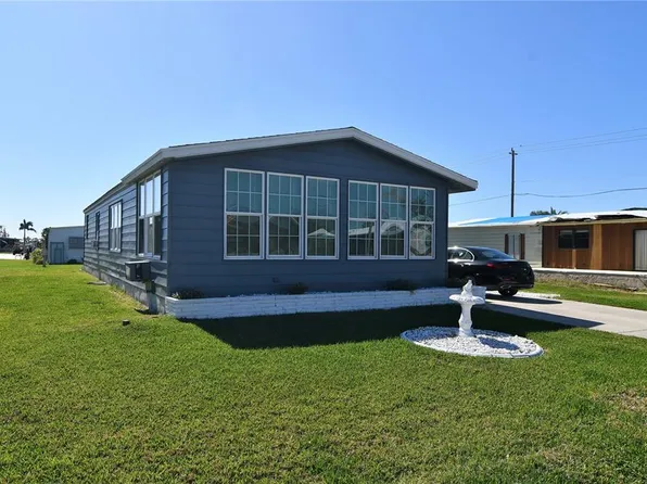 371 Catamaran Ct, North Port, FL 34287