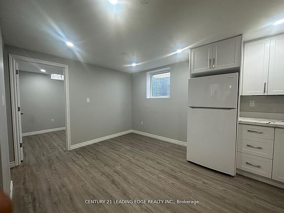 3rd image of 618 Beckworth Sq #Basement