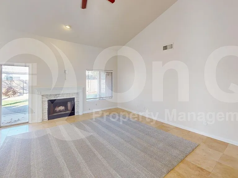 682 N Butte Ave — Photo 9