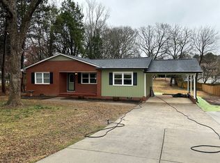 260 Klutz St, Troutman, NC 28166