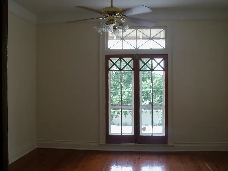 1507 Robert St — Photo 13