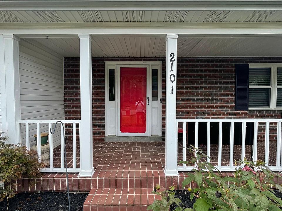 1st image of 2101 Stedman Dr