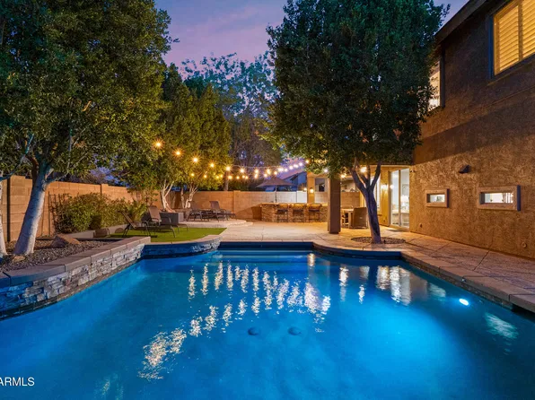 122 W RAVEN Drive, Chandler, AZ 85286