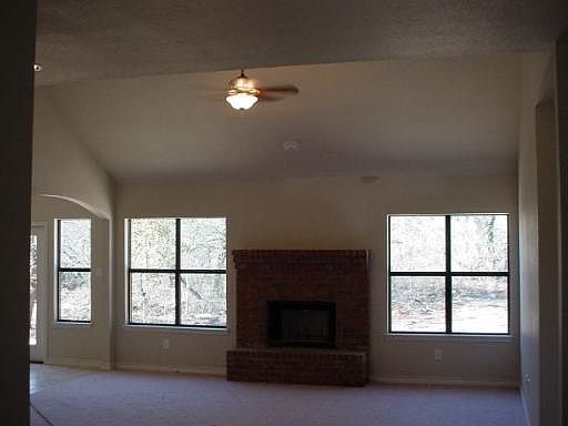 2nd image of 165 OAK FIELDS