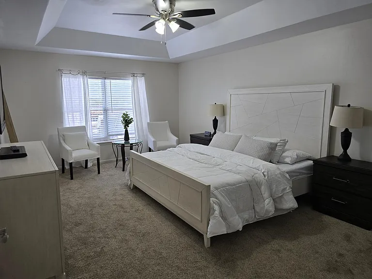 1652 Redstone Ct — Photo 23