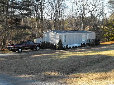 307 Cove Rd