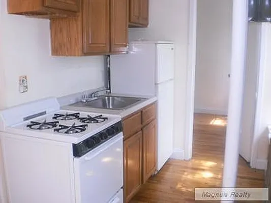 Rented by Magnum Realty Holdings, LLC | media 14
