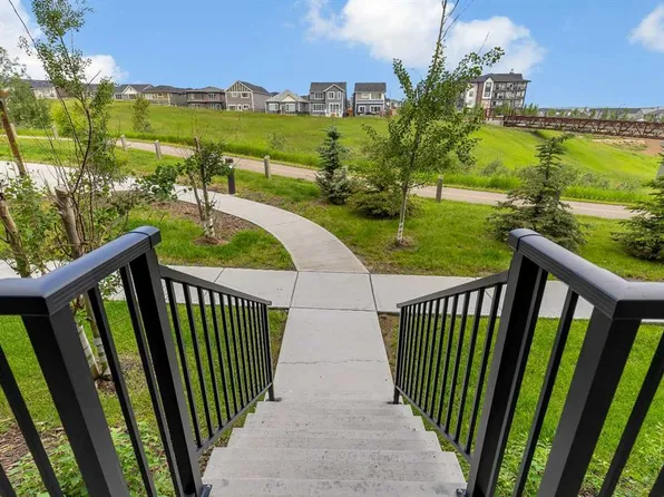 40 SE Sage Hill Walk NW #112, Calgary, AB T3R 2C5