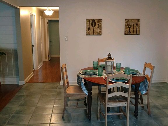 5th image of 3014 Lutz Blvd