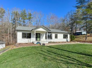 15 Ballard Rd, Weaverville, NC 28787