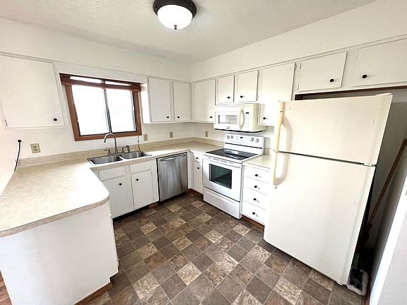 4th image of 1709 16th St NW