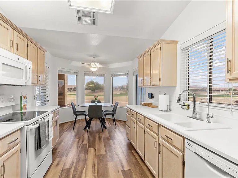 8818 W Piute Ave — Photo 15
