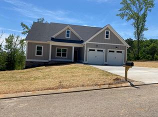 215 Blue Sky Dr, Dayton, TN 37321