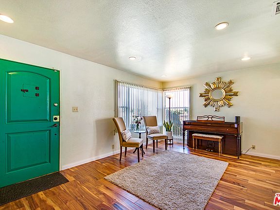 4th image of 4251 W 63rd St
