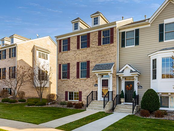2nd image of 11180 Sandcastle Dr