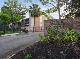 2001 Bering Dr APT 5A, Houston, TX 77057