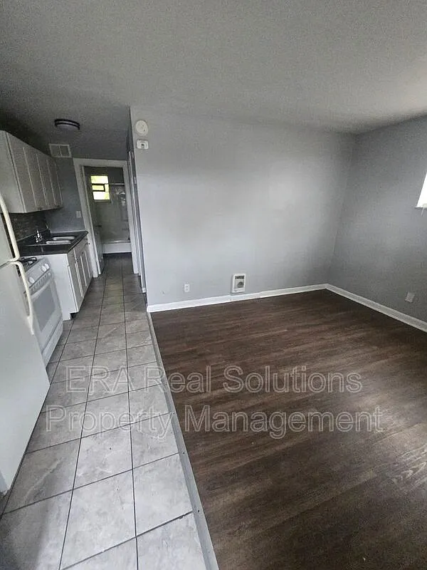 1 bed, 1.0 bath, 470 sqft, $800 — Photo 3