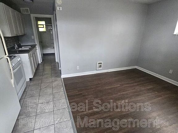 3rd image of 2958 Sullivant Ave Unit E