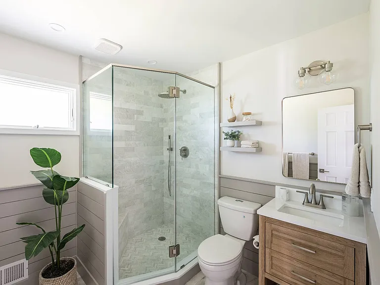 627 Old Montauk Hwy — Photo 13