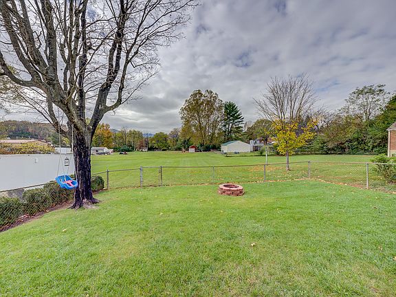 5th image of 3621 Lanewood Dr