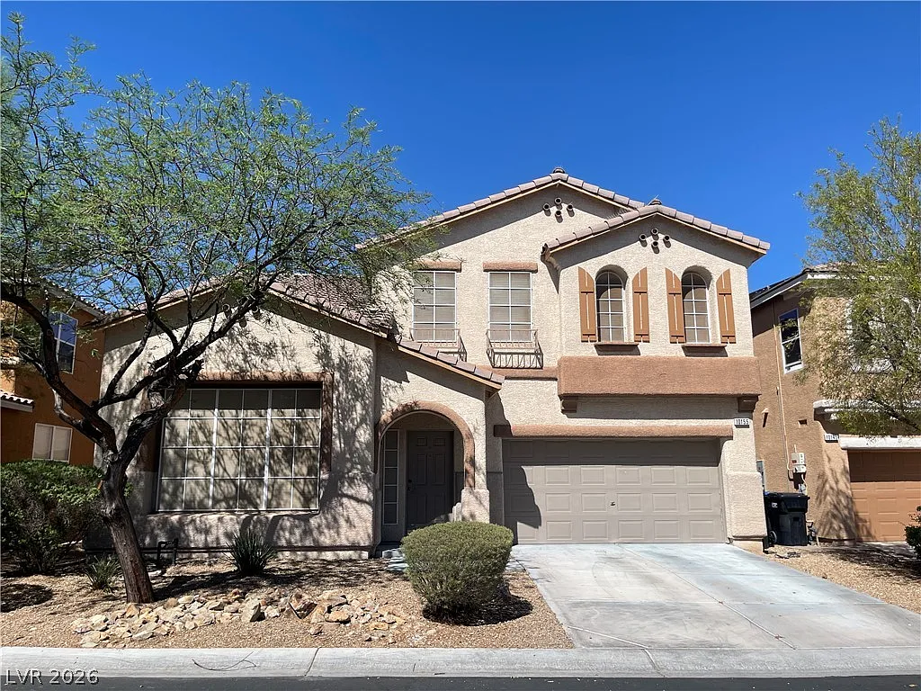 3 bed, 2.5 bath, 2233 sqft, $2,200 — Photo 1